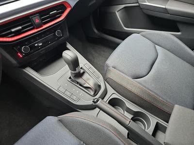 Seat Ibiza 1.0 TSi 116 DSG  FR (2025) - Foto 12