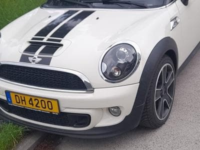 Mini Cabrio Cooper Cooper S 135kw (2012) - Photo 1