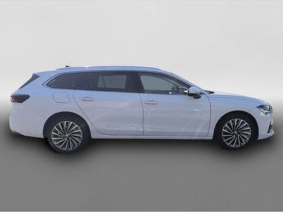 Skoda Superb (2024) - Photo 8