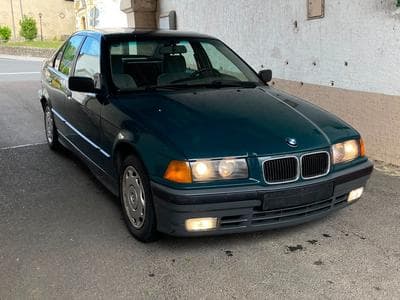 BMW 318 (1991) - Photo 1