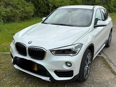 BMW X1 X1 xDrive20i Sport Line (2016) - Foto 1