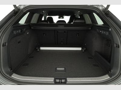 VW Passat Variant 2.0 TDI 142 kW 4Motion R-Line (2026) - Photo 11