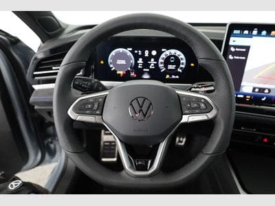 VW Passat Variant 2.0 TDI 142 kW 4Motion R-Line (2026) - Photo 6