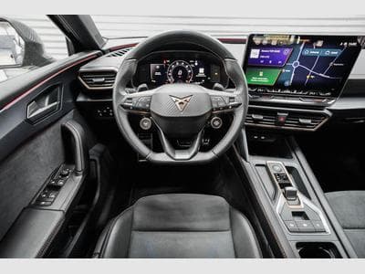 Cupra Leon ST 2,0 TSI (2025) - Photo 8