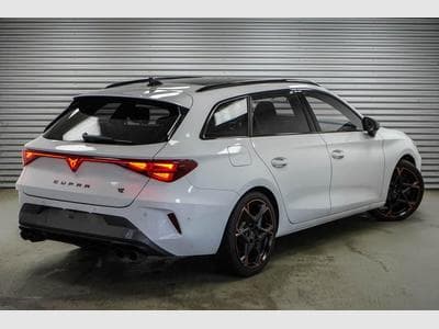 Cupra Leon ST 2,0 TSI (2025) - Photo 3