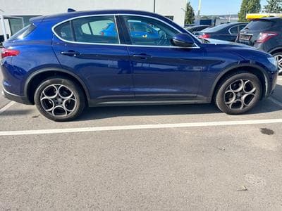 Alfa-Romeo Stelvio 2.2 jtd 210 super Q4 (2017) - Photo 1