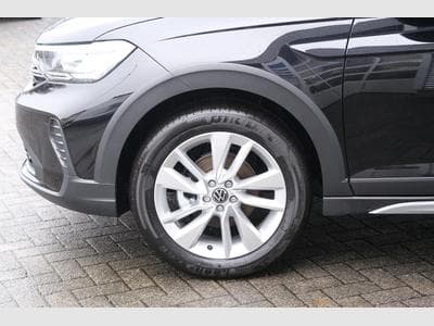 VW Taigo 1.0 TSI Life (2025) - Photo 3