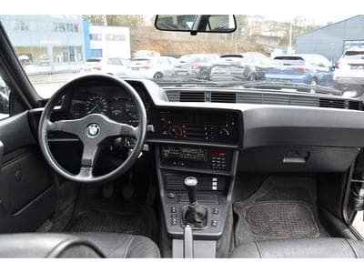 BMW 635 CSI CUIR TOIT OUVRANT REGUL 1° MAIN (1986) - Foto 10