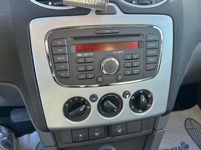 Ford Focus Focus Turnier Style*Automatik*Klima*PDC*Tempomat (2007) - Foto 11