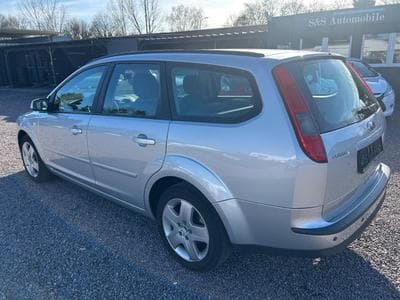 Ford Focus Focus Turnier Style*Automatik*Klima*PDC*Tempomat (2007) - Foto 6