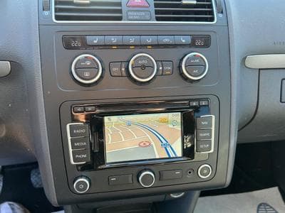 VW Touran Touran Life 1.4 *Navi*SHZ*PDC*Euro5* (2013) - Foto 11