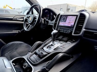Porsche Cayenne Cayenne 3.0d Platinum Edition /NAVI/LED/AHK/CAM/ (2016) - Photo 12
