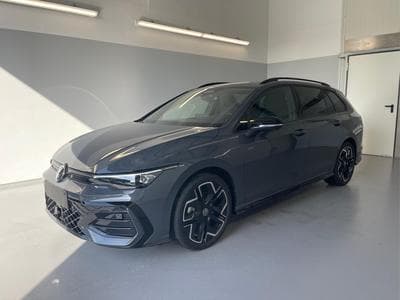 VW Golf Variant R-Line (2026) - Photo 1