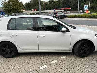 VW Golf 1.6 CR TDI BlueMotion (2012) - Photo 1