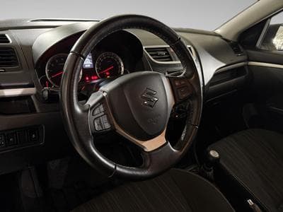 Suzuki Swift 1.2 (2014) - Foto 8