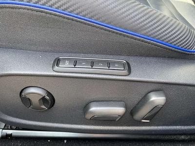 VW Golf Golf 2.0 TSI OPF 4Motion DSG R Black Edition (2025) - Foto 15