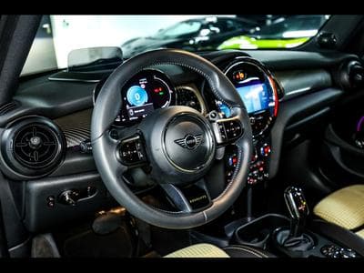 Mini Cooper S 5 PORTES AUTO RESOLUTE EDITION – REBEL GREEN (2022) - Foto 8