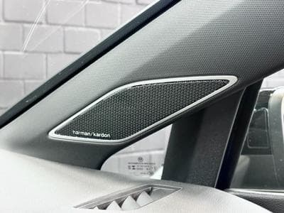 VW Golf GTI Clubsport 2.0 TSI 300CV DSG7 ** DCC ** Matrix ** Caméra (2023) - Photo 14