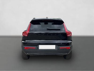 Volvo XC40 (2025) - Photo 4