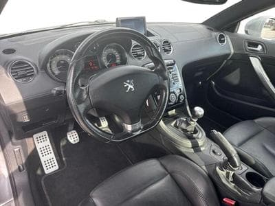 PEUGEOT RCZ 1.6 THP 16v 200ch (2012) - Foto 2