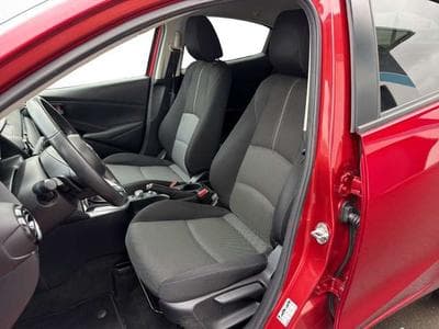 Mazda 2 Sports-Line/Automatik/PDC/SHZ/Alu/Climatronic (2019) - Foto 9