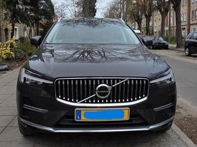 Volvo XC60 T6 Plug In Hybrid Ultra (2022) - Photo 1