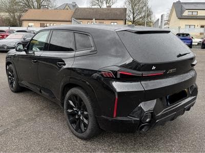 BMW XM 4.4i XDRIVE SOFTCLOSE HEAD UP HARMAN KARDON CUIR NAVI 1 HAND (2023) - Photo 2