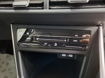 VW Polo 1.0 TSI 95 LIFE, 1 HAND, DIGITAL COCKPIT, CARPLAY, NAVI, FRA (2023) - Foto 8