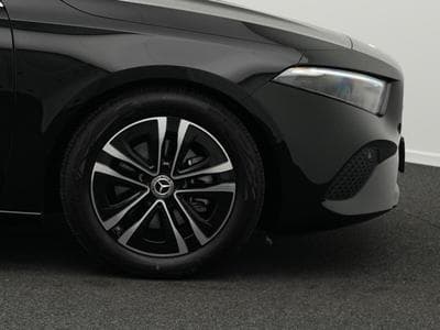 Mercedes A 180 Limousine LED+AHK+Kamera+Totw+Apple (2024) - Photo 8
