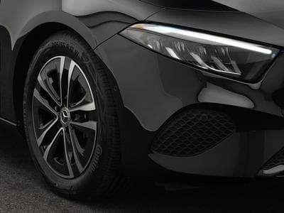 Mercedes A 180 Limousine LED+AHK+Kamera+Totw+Apple (2024) - Photo 9