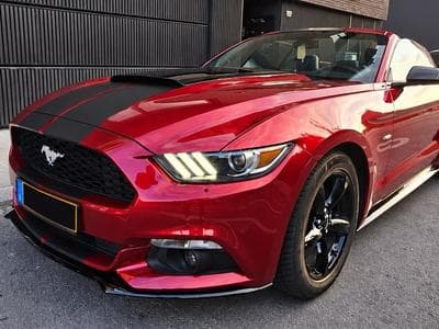 Ford Mustang V6 (2017) - Photo 1