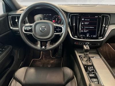 Volvo V60 R-Design (2020) - Photo 13