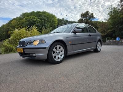 BMW 316 Ti Compact (2003) - Foto 1