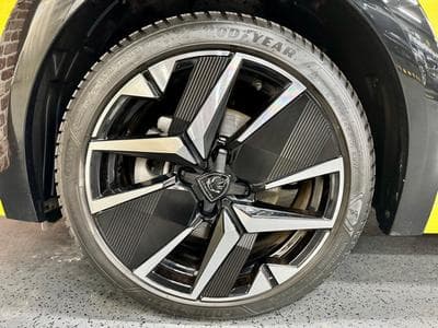 Peugeot 208 E 208 156cv Auto GT ToitP/Navi/ClimA/ACC/LED (2025) - Photo 3