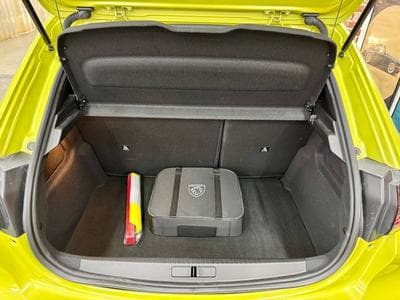 Peugeot 208 E 208 156cv Auto GT ToitP/Navi/ClimA/ACC/LED (2025) - Photo 7