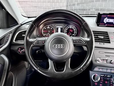 Audi Q3 2.0 TDI S-Line Selection 140 CV *Sièges Chauff* (2014) - Photo 10