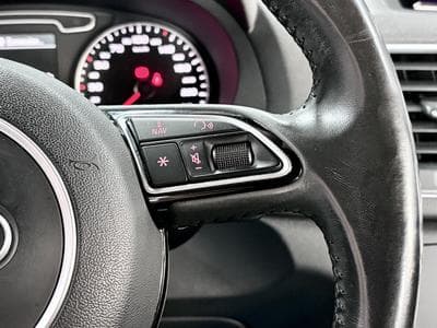 Audi Q3 2.0 TDI S-Line Selection 140 CV *Sièges Chauff* (2014) - Photo 12