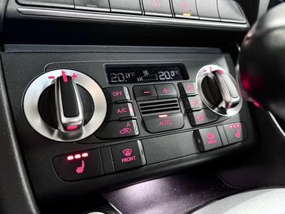 Audi Q3 2.0 TDI S-Line Selection 140 CV *Sièges Chauff* (2014) - Photo 15