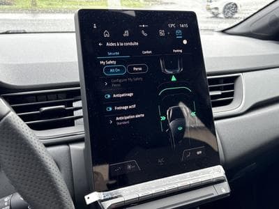 Renault Captur 1.8 E-TECH HYBRID TECHNO 160 (2026) - Photo 12