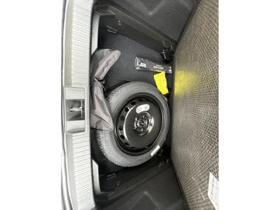 Renault Captur 1.8 E-TECH HYBRID TECHNO 160 (2026) - Photo 13