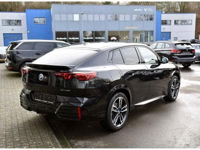 BMW iX2 xDrive30 M Sport CUIR GPS LANE CAM PARK JA19 KEYLESS 1° MAIN (2024) - Photo 4