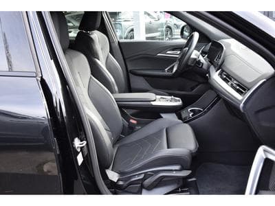 BMW iX2 xDrive30 M Sport CUIR GPS LANE CAM PARK JA19 KEYLESS 1° MAIN (2024) - Photo 7