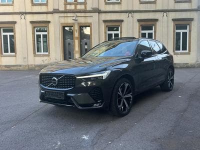 Volvo XC60 B5 235 AWD 235 R-Design / Black Design (2022) - Photo 1
