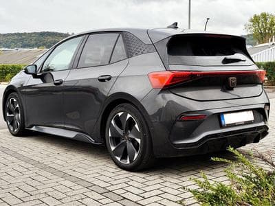Cupra Born eBoost, 170 kW, batterie 77 kWh (2023) - Photo 1