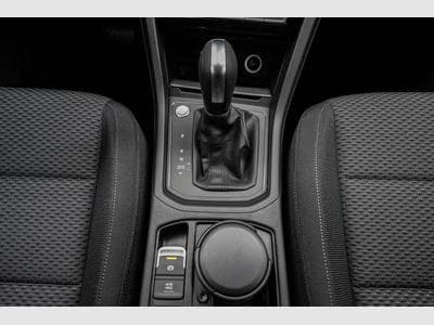 VW Touran 1,5 TSI DSG (2026) - Photo 11