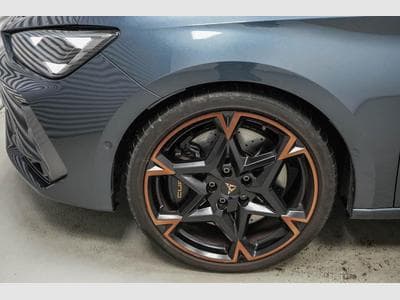 Cupra Leon ST 2,0 TSI (2025) - Photo 4