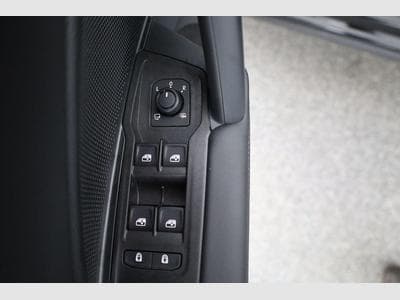 VW Tayron 1.5 TSI eHybrid 150 kW Life (2025) - Photo 8