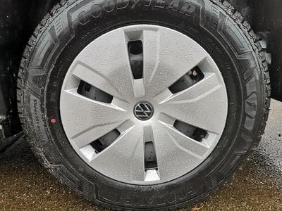 VW T7 BEV 100 kW RWD KR (2026) - Photo 3