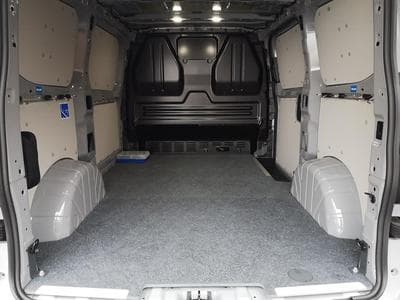 VW T7 BEV 100 kW RWD KR (2026) - Foto 8