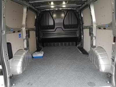 VW T7 BEV 100 kW RWD KR (2026) - Foto 8